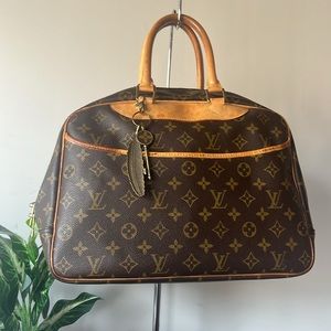 Authentic Louis Vuitton Deauville